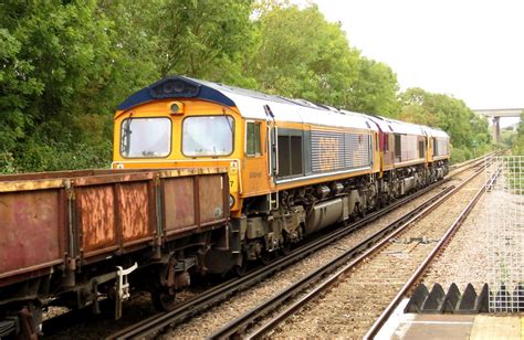 66737 66089 And 66762 Cuxton GB Railfreight Class 66 No Flickr