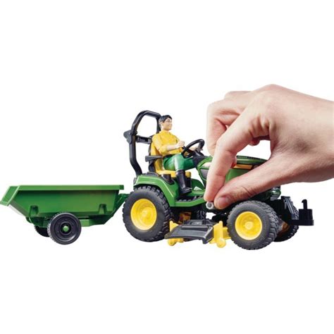 Tracteur Tondeuse John Deere X Avec Jardinier Et Remorque Au Eme