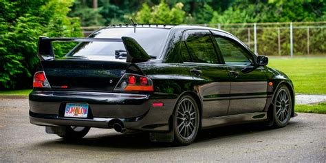 A Guide To Buying A Mitsubishi Lancer Evo Viii