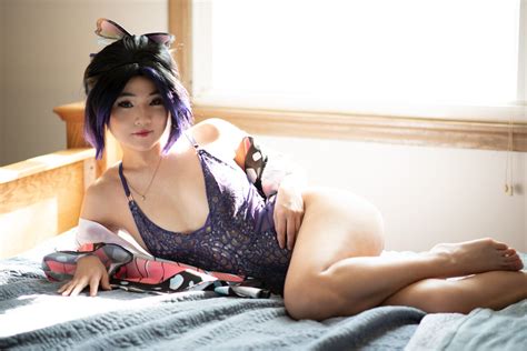 Depvailon Una Cosplayer Shinobu Kocho Page