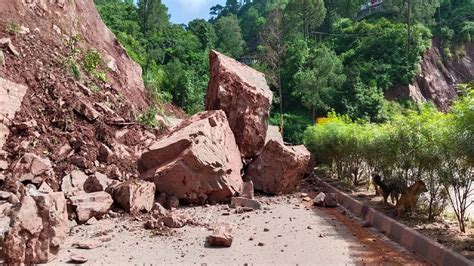 Landslide In Sainj Valley Of Kullu Himachal Pradesh Rocks Fell On The Kalka Shimla Highway