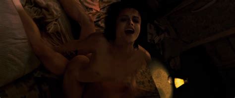 Helena Bonham Carter Nude And Sexy 42 Photos The Fappening