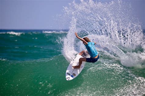 Atleta Do Timão é Campeão Mundial Jr De Surfe No Rio De Janeiro