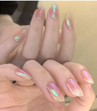 Efecto aurora la tendencia en uñas que te encantará La Romantica