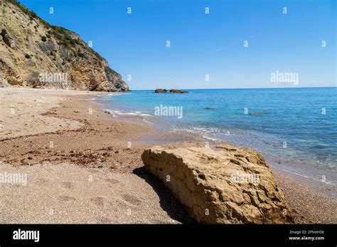 Playa Paradisíaca En El Parque Natural De Arrabida En Sesimbra Portugal Fotografía De Stock Alamy