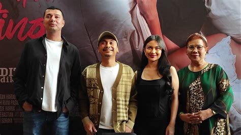 Raditya Dika Bertemu Ariel Tatum Di Film Catatan Harian Menantu Sinting