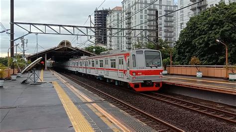 Kumpulan KRL Di Stasiun Cikini JR 205 TM 7000 KA Parahyangan YouTube