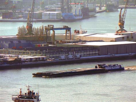 Port De Rotterdam Vu De La Tour Euromast