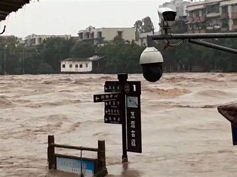 3小时生死营救，18人被困生还，乐山521特大暴雨远不止这些 搜狐汽车 搜狐网