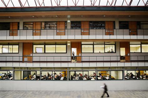 QS World University Rankings 2026: Portugal com 9 universidades entre ... 