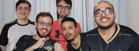 VAL Team Vikings e FURIA estão na próxima fase da 2ª etapa do