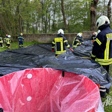 Große Übung von Feuerwehr und THW in Exten AQUARIWA das mobile