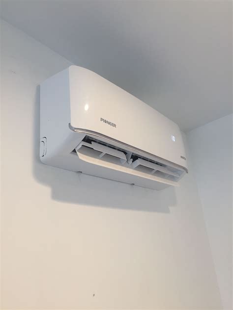 Ductlessaire 24000 Btu 230 Volt 21 Seer 1200 Sq Ft Smart Ductless Mini Split Air Conditioner And