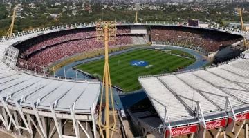 C Mo Est El Campo De Juego Del Estadio Mario Alberto Kempes Para La