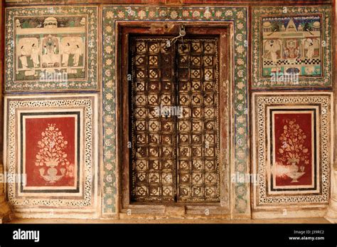 Indian Painting Palace Wall Hi Res Stock Photography And Images Alamy