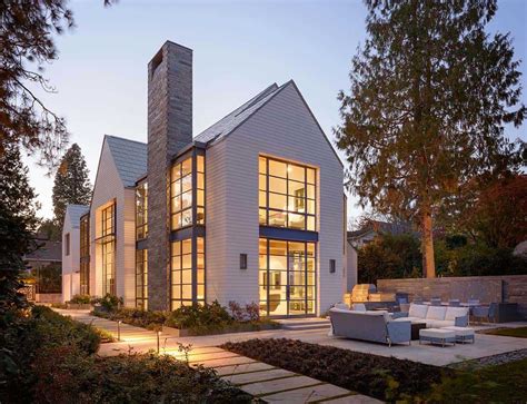 Contemporary Shingle Style House On The Shores Of Lake Washington