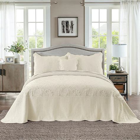 Honeilife Oversized King Bedspreads California King Quilt