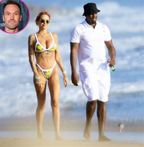 Hot Sexy Miss Diddy Bikini Pics