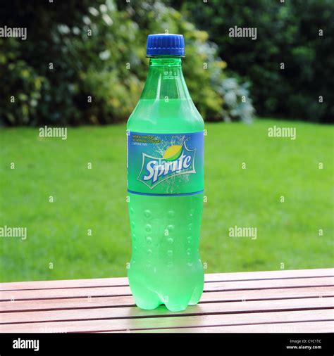 Bouteille de sprite Banque de photographies et dimages à haute