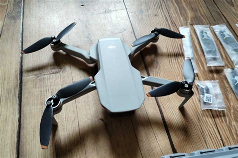 Dron DJI mini 2 Fly More Combo Stan Idealny Poznań Jeżyce OLX pl