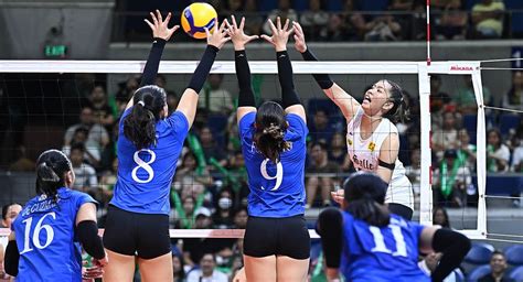 La Salle Beats Ateneo Plays UST For Twice To Beat Spot