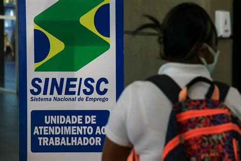 Sine de Santa Catarina está quase 9 mil vagas de emprego abertas