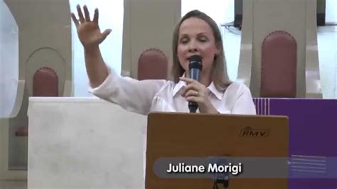 Juliane Morigi O Senhor é minha força minha coragem Ele é meu