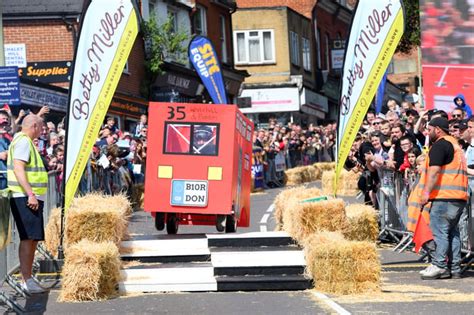 Memorable day of soap and glory in Bordon town centre | altonherald.com