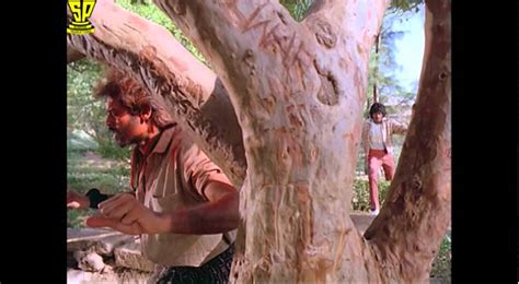 Venkatesh Superb Fight In A Forest Brahmaputrudu Venkatesh Rajani