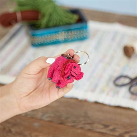 Felt Elephant Keyring Paper High