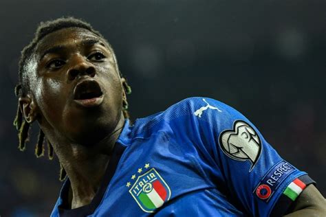 El padre de Moise Kean pidió su regreso a Italia