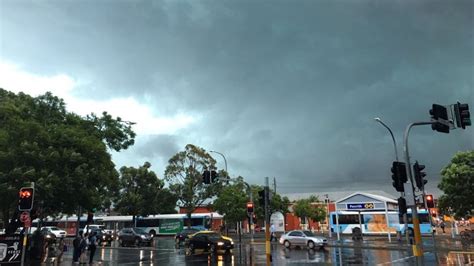 Sydney Storm Wild Weather Lashes Nsw And Canberra Tens Of Thousands