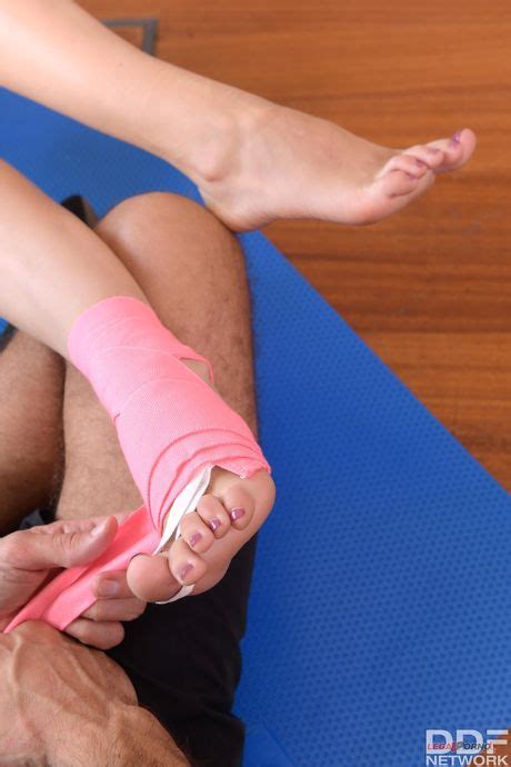 Russian Beautiful Arteya Gets Her Feet Worshiped And Her Pussy Fucked