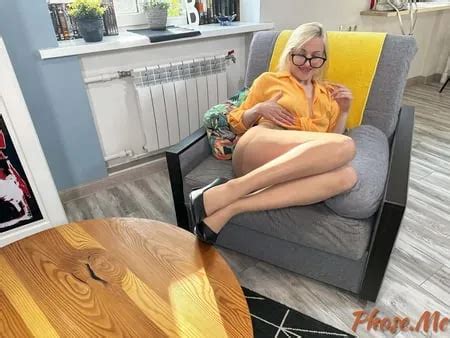 Milfmonica Shows Off Vintage Lingerie Garter Belt Stockings 11 Pics XHamster