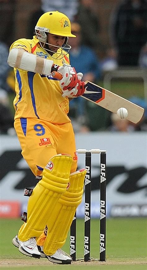 Marcus North Arrives At The Rose Bowl ESPNcricinfo