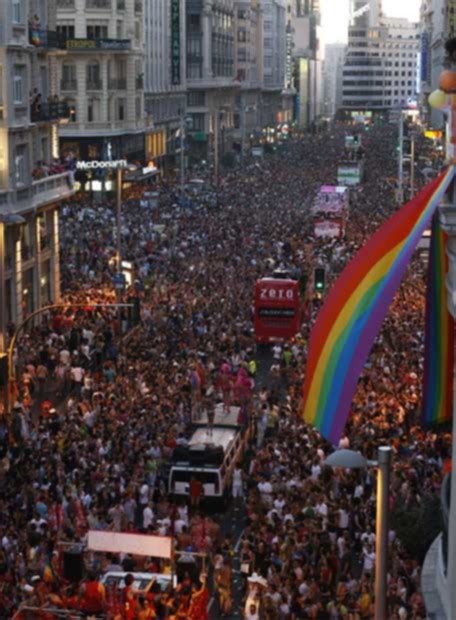 File:Madrid Gay Pride.jpg - Wikitravel Shared