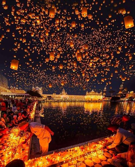 Diwali festival at Golden Temple, Amritsar. : r/interestingasfuck