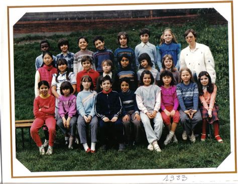 Photo De Classe CM1 De 1983 ECOLE CARNOT SADI Copains D Avant