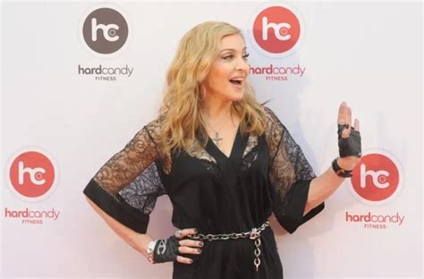 Photos Madonna elle défend les Pussy Riot le girlsband russe menacé de prison Public