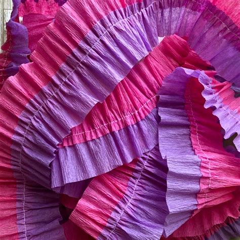 How To Make Ruffled Streamers Two Sisters Blue Streamers