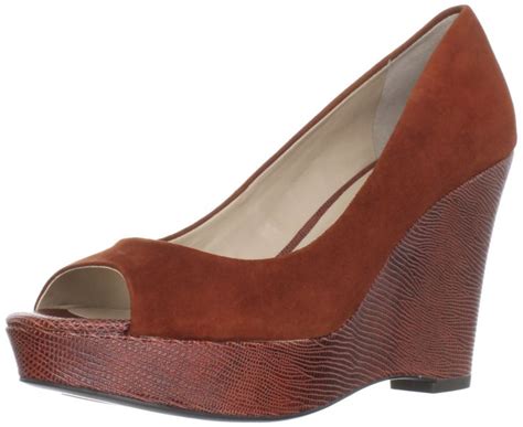 Elegant Franco Sarto Womens Wedge Pump Nutmeg