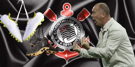 Mano Aos Prantos Após Ser Avisado Sobre Saídas No Corinthians