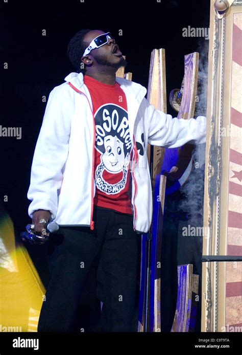 T Pain Performing Live On Stage At The Wgci Big Jam At United