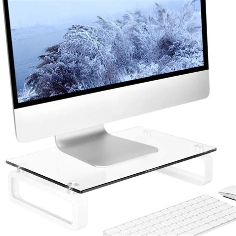 Top 10 Macbook Accessories For Latest Use - Techyv.com