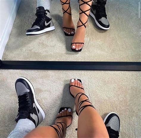 𝐩𝐢𝐧𝐭𝐞𝐫𝐞𝐬𝐭 𝐝𝐞𝐦𝐢𝐚𝐡𝐚𝐧𝐞𝐞𝐬𝐞 Couple Shoes Cute Black Couples Heels