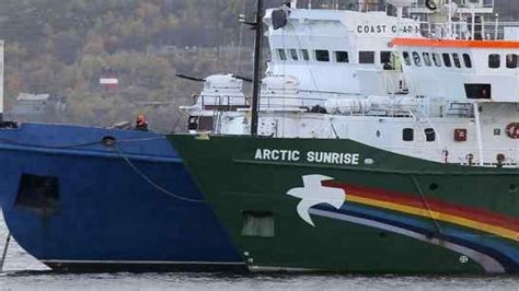 Por Qué Greenpeace Comenzó A Lanzar Rocas Gigantes Al Mar