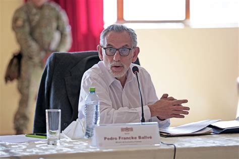 Pedro Francke En El Gobierno De Castillo Hay Falta De Rumbo