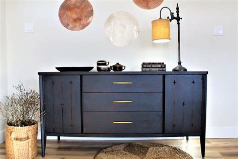 Mid Century Modern Credenza – Nooks In Bloom