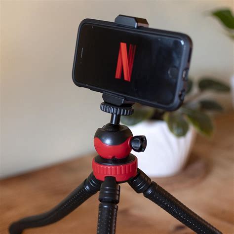 Flexible Tripod with Phone Mount | Spivo