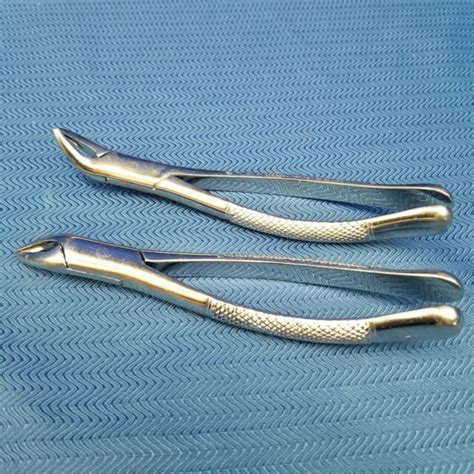 Set Of 2 Premier 150 Maxillary And 151 Mandibular Dental Forceps Ebay